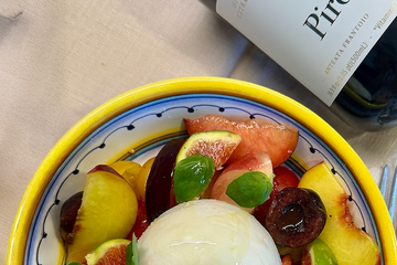 Burrata with Figs, Peaches, and Tomatoes: The Perfect Summer Dish